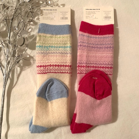 GAP Kids Warm Wool Blend Fun Socks - 2 Pairs Size Small - Picture 5 of 6